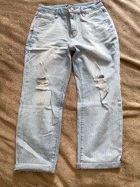 Simply Vera Vera Wang Light Blue Distressed Cropped Jeans